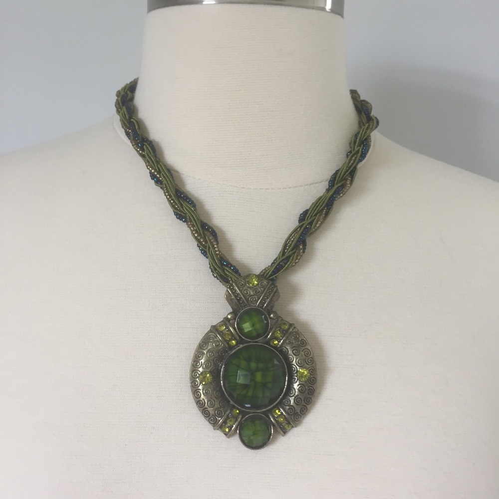 Green Pendant Necklace & Twisted Ribbon/Bead Chain